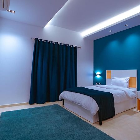 Travelholic Residence New Kairo Exteriör bild